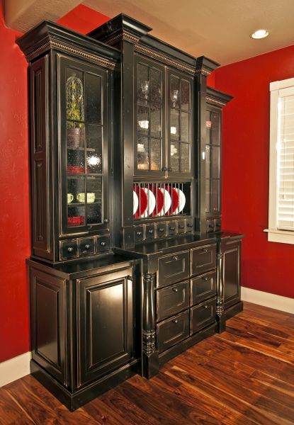 Hutch Installation in Renton